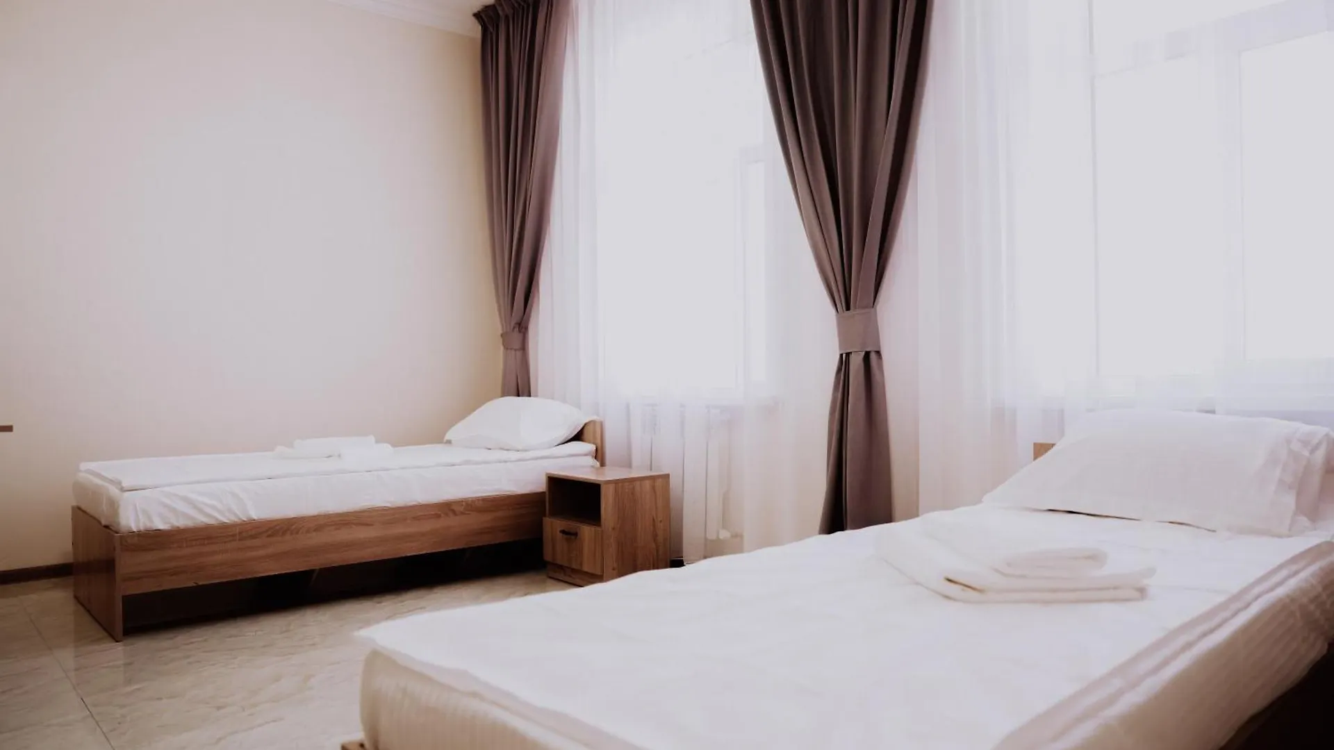 New Hotel Bekarys Nur-Sultan  Bed & Breakfast